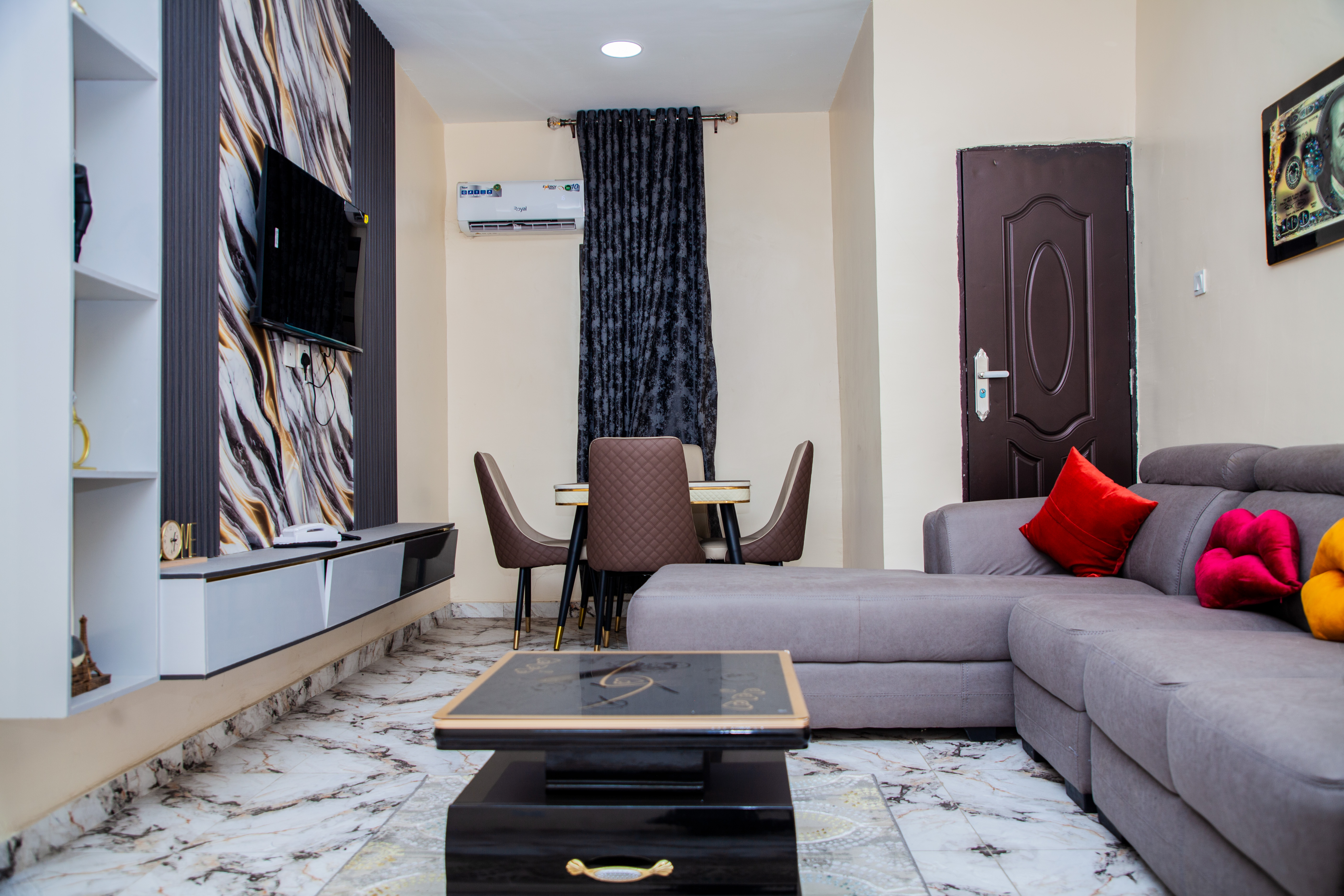 Honour Suite
