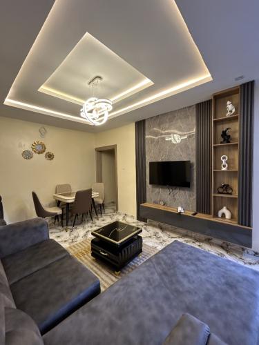 whatsapp_image_2025-10-21_at_09